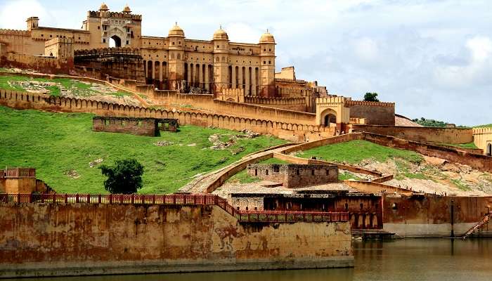 La vue magnifique de Amer Fort de Jaipur