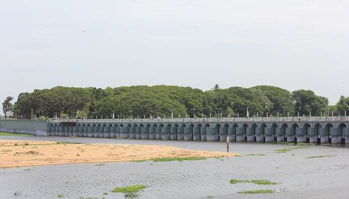 The view of Kallanai, the Grand Anicut dam near the hotel in Ariyalur. 