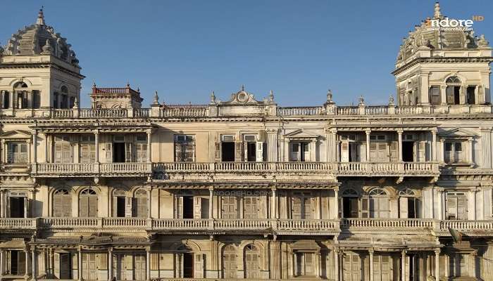 The majestic kanch mandir