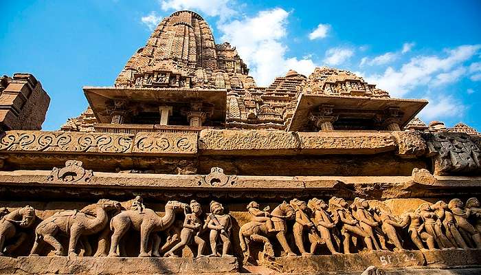 An exquisite picture of Khajuraho Temple