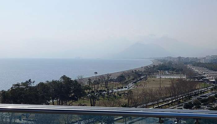 Serene coastal escape at Konyaaltı Beaches in Antalya 