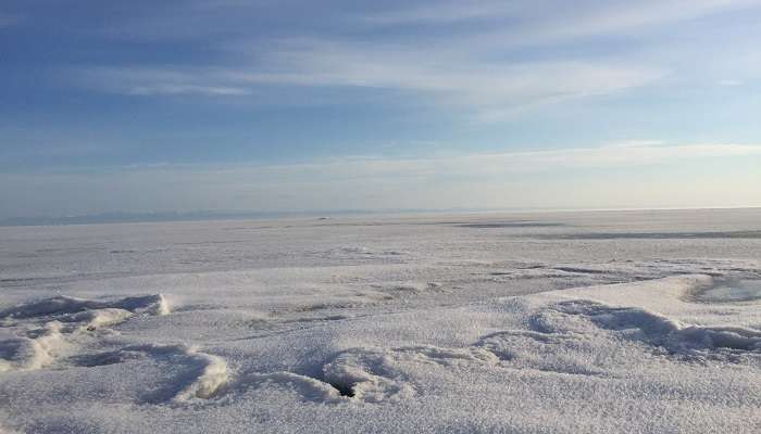 Lac Baïkal – Lac profondément gelé