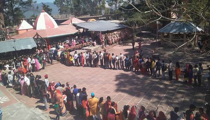 Discover the Spiritual ambiance of Chitai Temple.