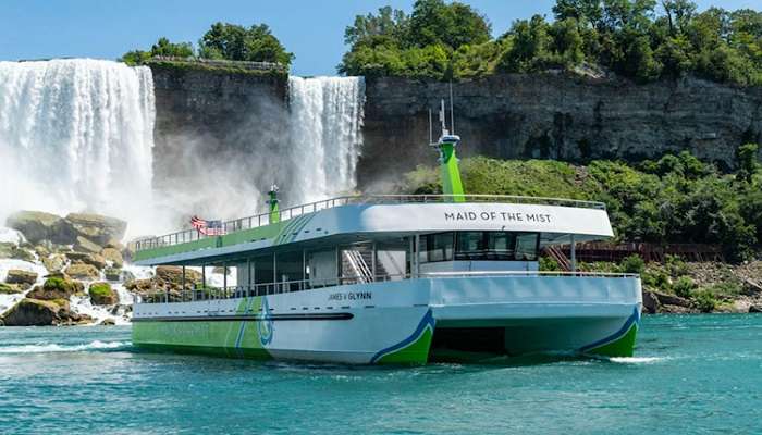 Maid of the Mist boat tour