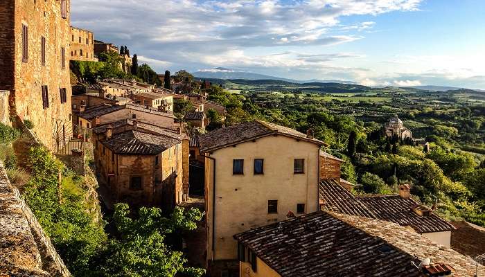 Montepulciano is a town famous for its Renaissance buildings and Vino Nobile , top places to visit in tuscany. 