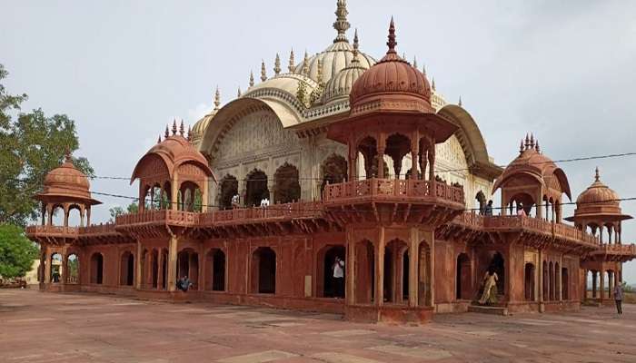 Moosi Maharani Ki Chhatri