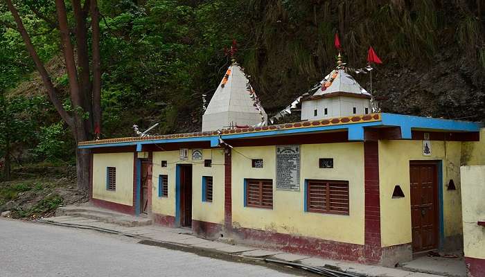 Nageshwarnath Temple in Ayodhya