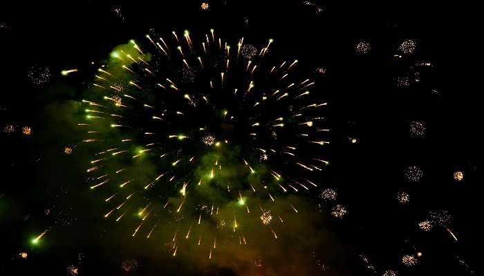 Fireworks at the Niagara Falls Festival of Lights