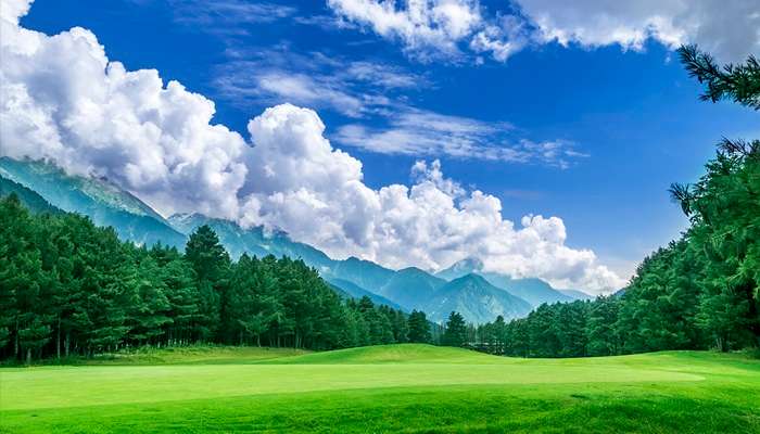 La belle vue de Parcours de golf Pahalgam