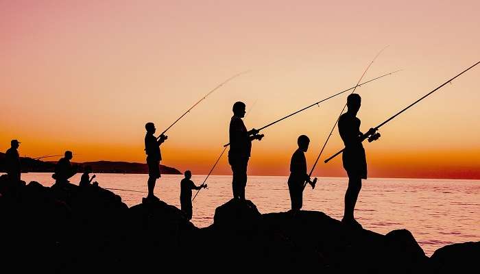 Les gens faire la Pêche