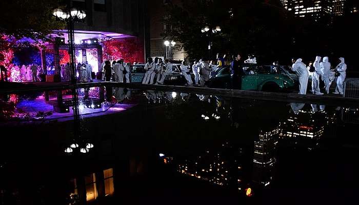 Indulge in the several performances at this Nuit Blanche festival.