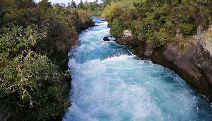 Plongez dans l’histoire des chutes de Huka