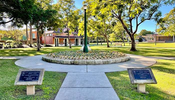 Relaxing at the See Park is a top thing to do in Grafton.