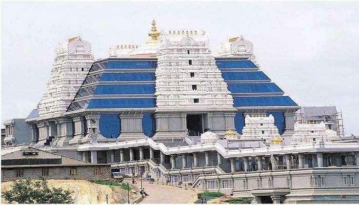 Architectural details of Sri Sri Radha Krishna Chandra Temple