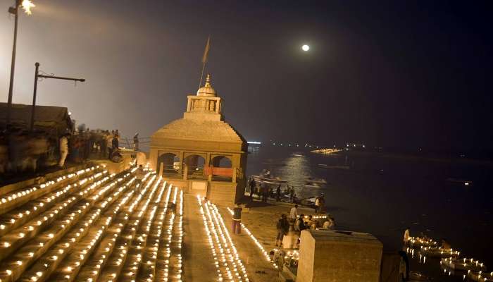 Learn about the ceremonial rituals of Dev Deepawali