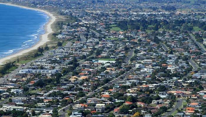 Mount Maunganui Beach during the best time. 