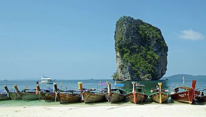 Boat services of Koh Poda Island, Krabi