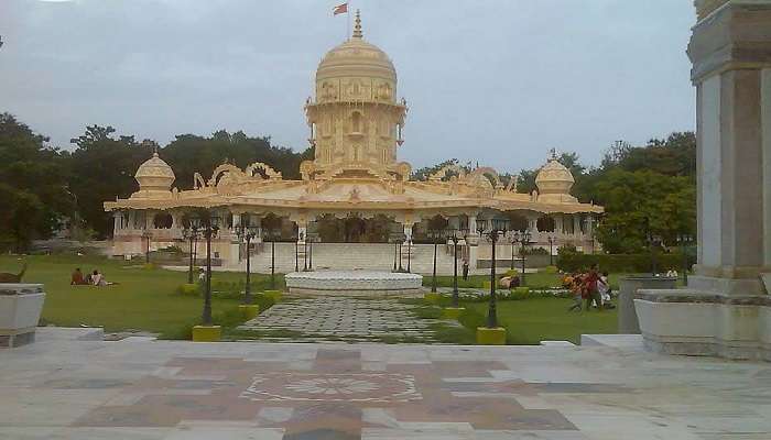 Begin your day with serenity at Tapovan Temple Vadodara