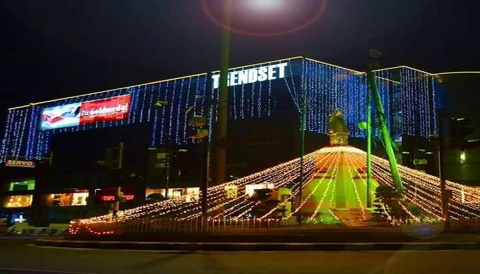 The modern Trendset shopping mall in Gannavaram 