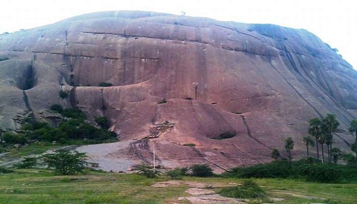 The outer dome-shaped view of the historic Bhongir fort