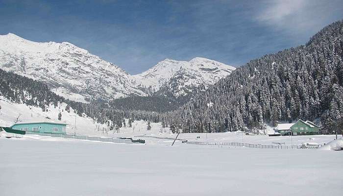 Winter scene in Aru Valley in Kashmir