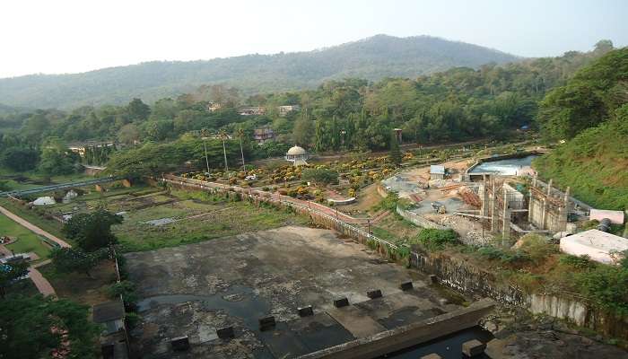 Visit the Peechi dam. 