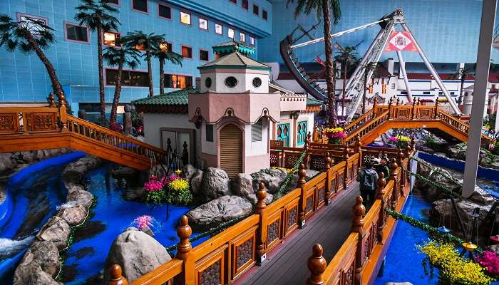 Indoor Adventure World of Harbor Land 