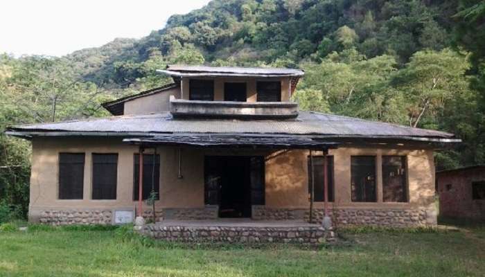 Situated some distance from Palampur lies a small artists' village, Andretta