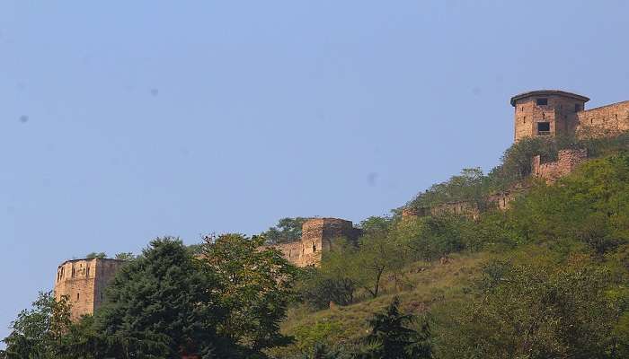 The breathtaking architecture of Hari Parbat fort.