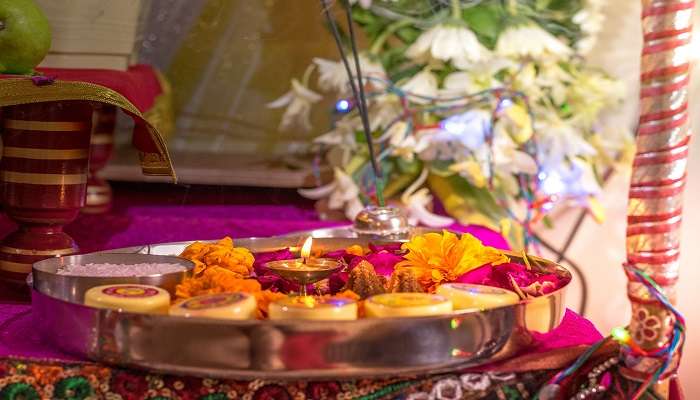 Evening aarti at Markandeya temple. 