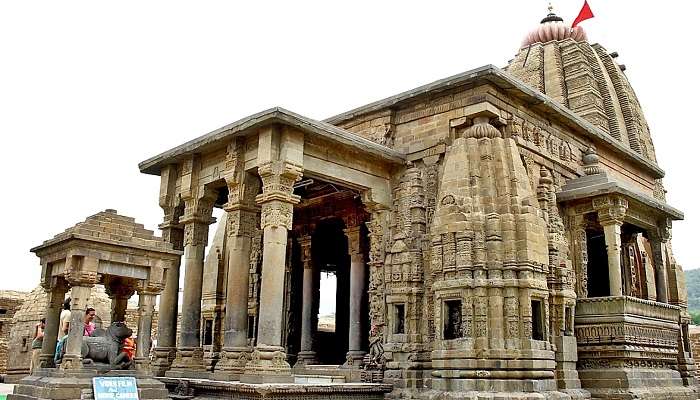 beautiful architecture of Baijnath Temple