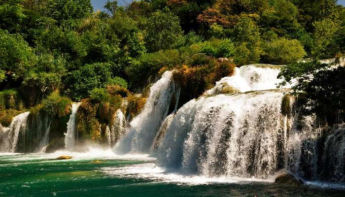 Choose the best time to visit Bhatta falls.