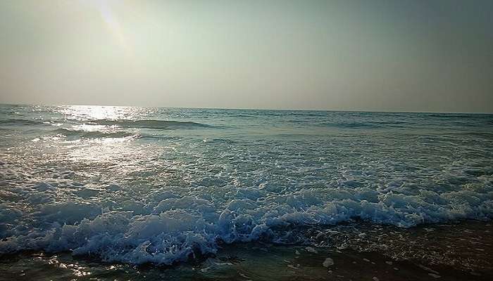  Serene view of Colva Beach at Goa. 