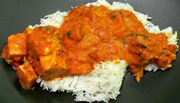 The classic Chicken tikka masala is irresistibly prepared 