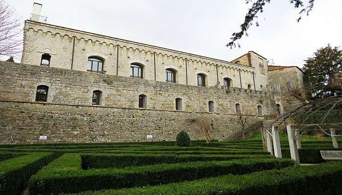 Walk Along the Fortress of Medici