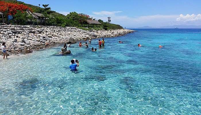 The Hon Mun Island is the largest in the archipelago and a little far out from Nui Sam