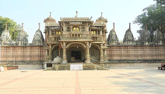 Hutheesing Jain Temple in Ahmedabad