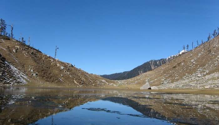 Breathtaking view of the Kareri Lake