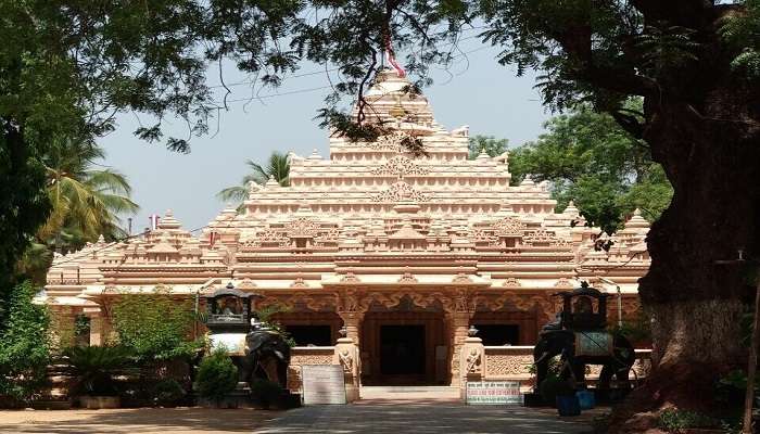 Kolanupaka Jain Temple is an ancient shrine just a short distance from Rachakonda Fort