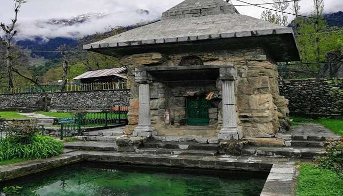 The exquisite view of the historic Mamaleshware Temple, Pahalgam.