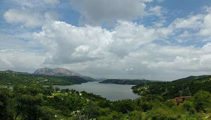 Manchanabele Dam near the Arkavathi River.