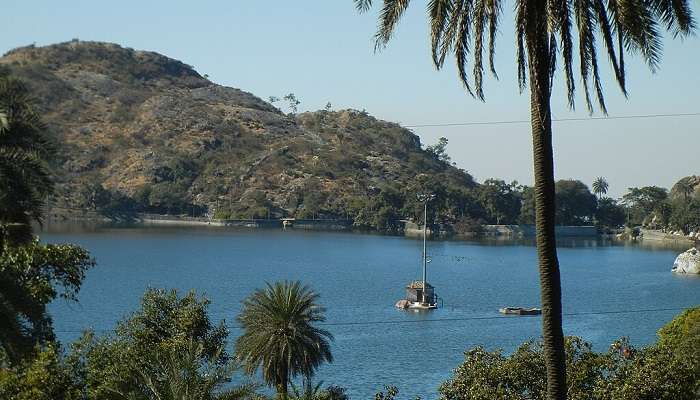 Nakki Lake at day time