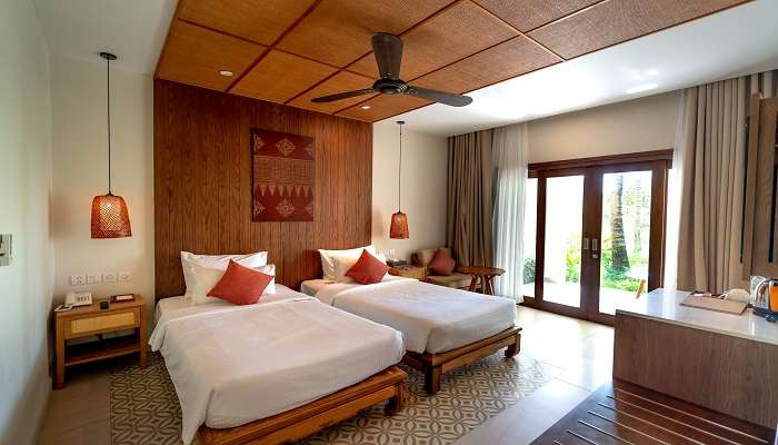 Cosy Room in of the best resorts near Courtallam