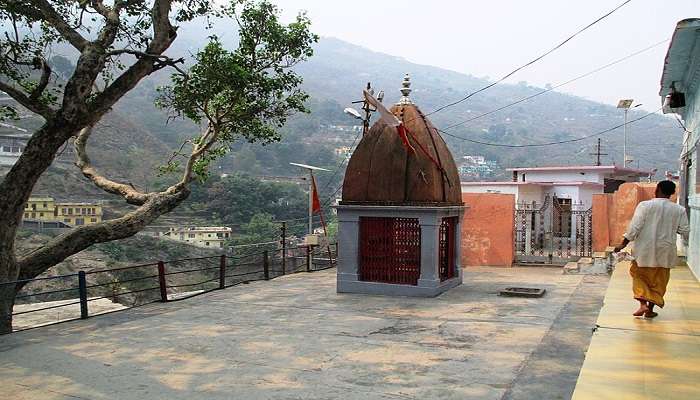 The view of Raghunath temple.