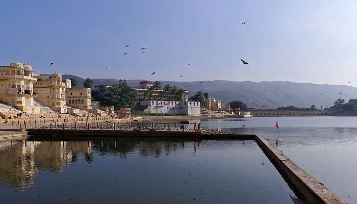 Pushkar Lake in Ajmer to visit in 1 day.