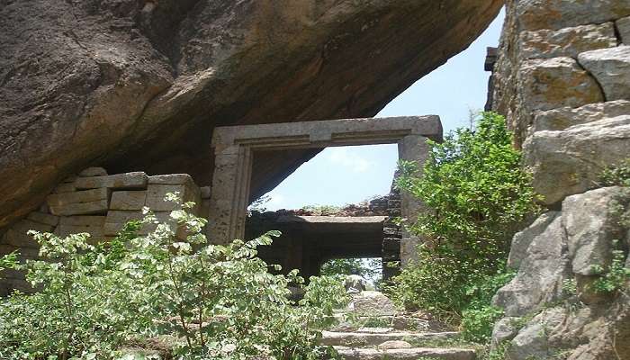 There are plenty of places in Rachakonda Fort that are worth exploring