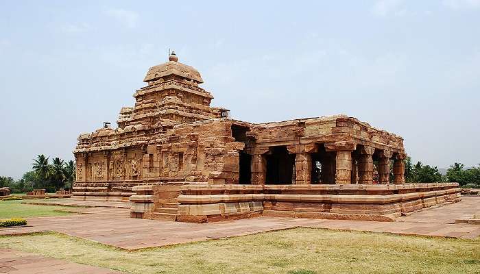 Sengunthar Mahajana Sangam Temple is a temple dedicated to Lord Shiva