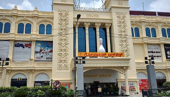 Outside of the mall in Bangalore in Rajajinagar.