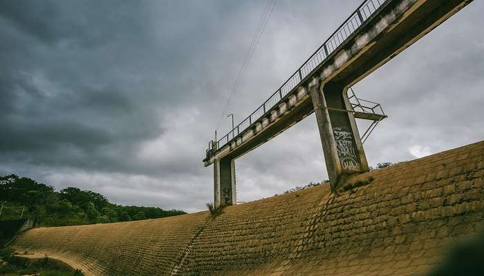 Shinhrot Dam is a place to witness spooky things