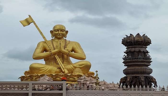 A beautiful sitting posture of statue of equality.